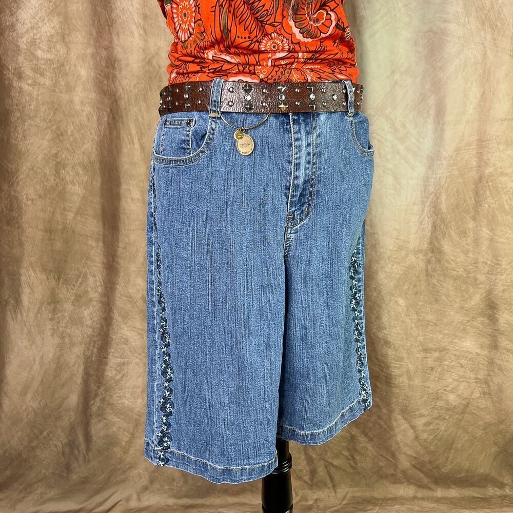 Vintage Embroidered Bermuda Shorts 90s Denim Blue Jean Floral Stripe Y2K Summer